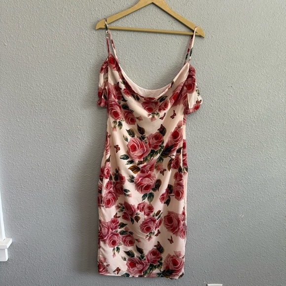 Revolve‎ More To Come Tasha Drape Midi Dress Size Medium NWT - Picture 4 of 9